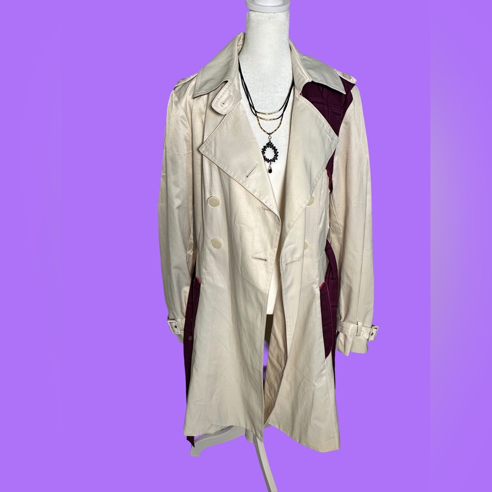 Green With Envy Stylish Cream and Burgundy Trench Coat with Reversible Belt - Picture 6 of 10